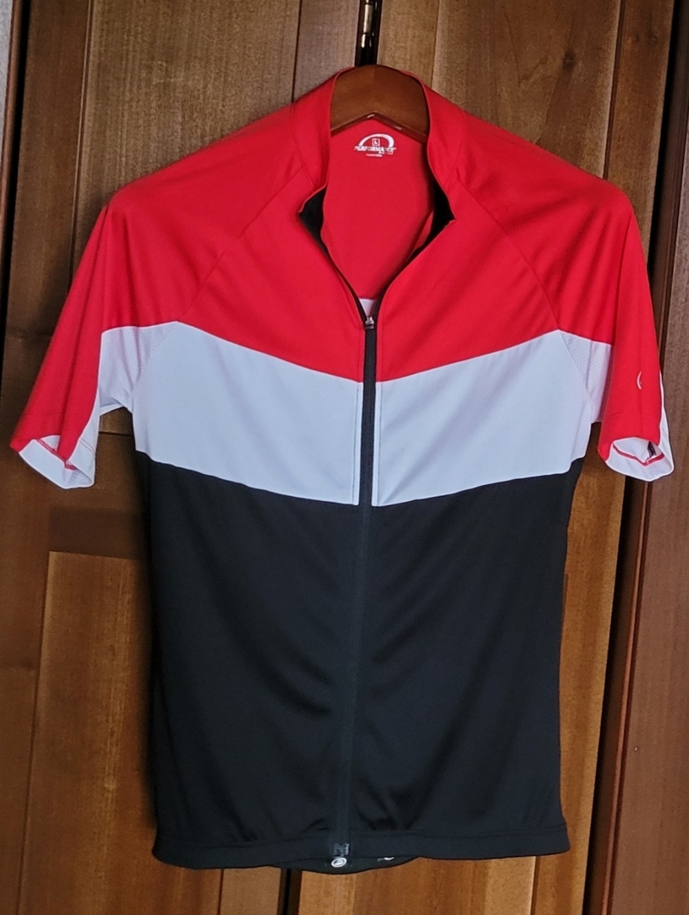 Men's Large Short Sleeve Bicycle Jersey. Full Zipper Enclosure, Multi-Pockets